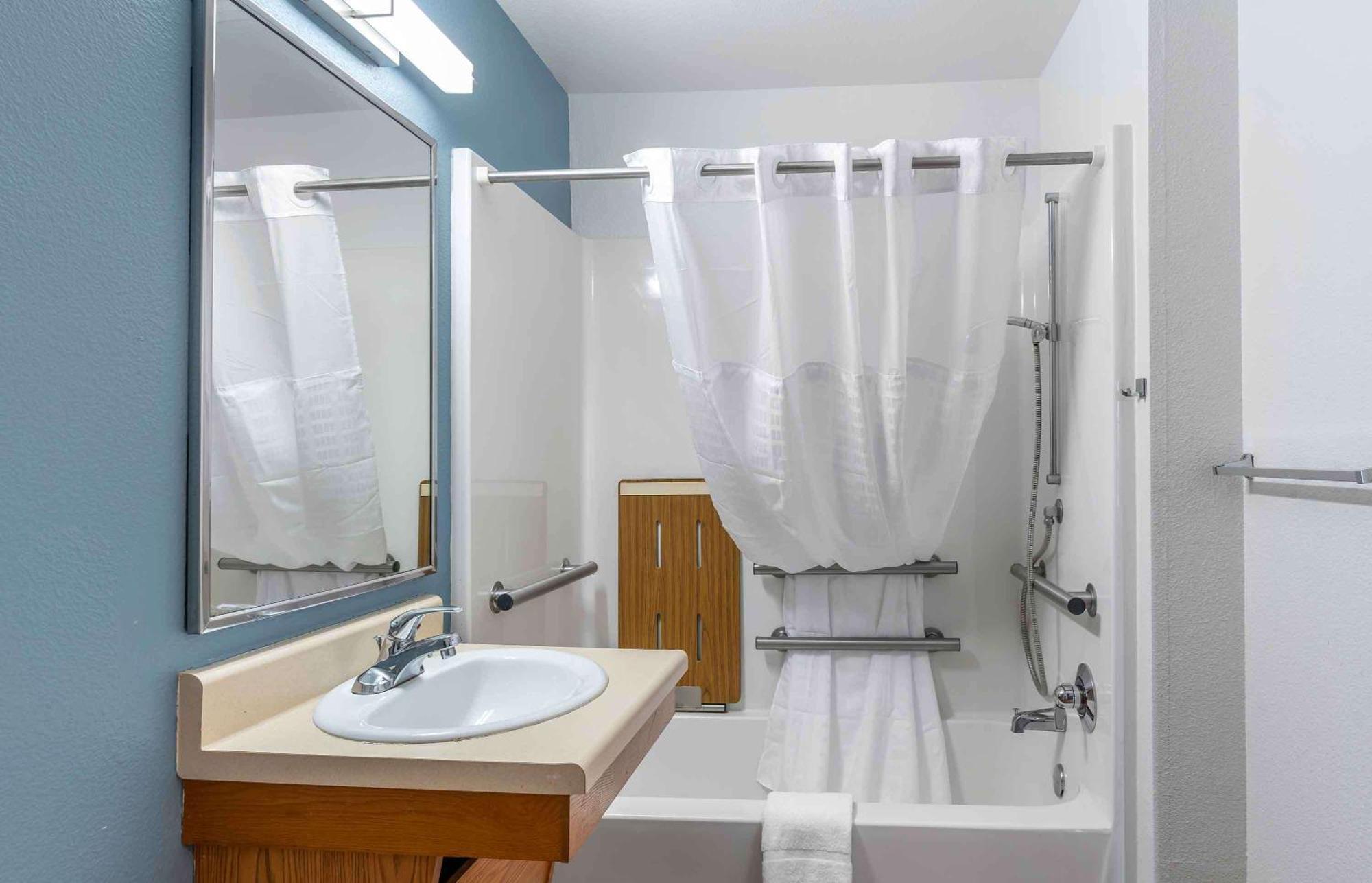 Extended Stay America Select Suites - Louisville - South Lynnview Exteriör bild