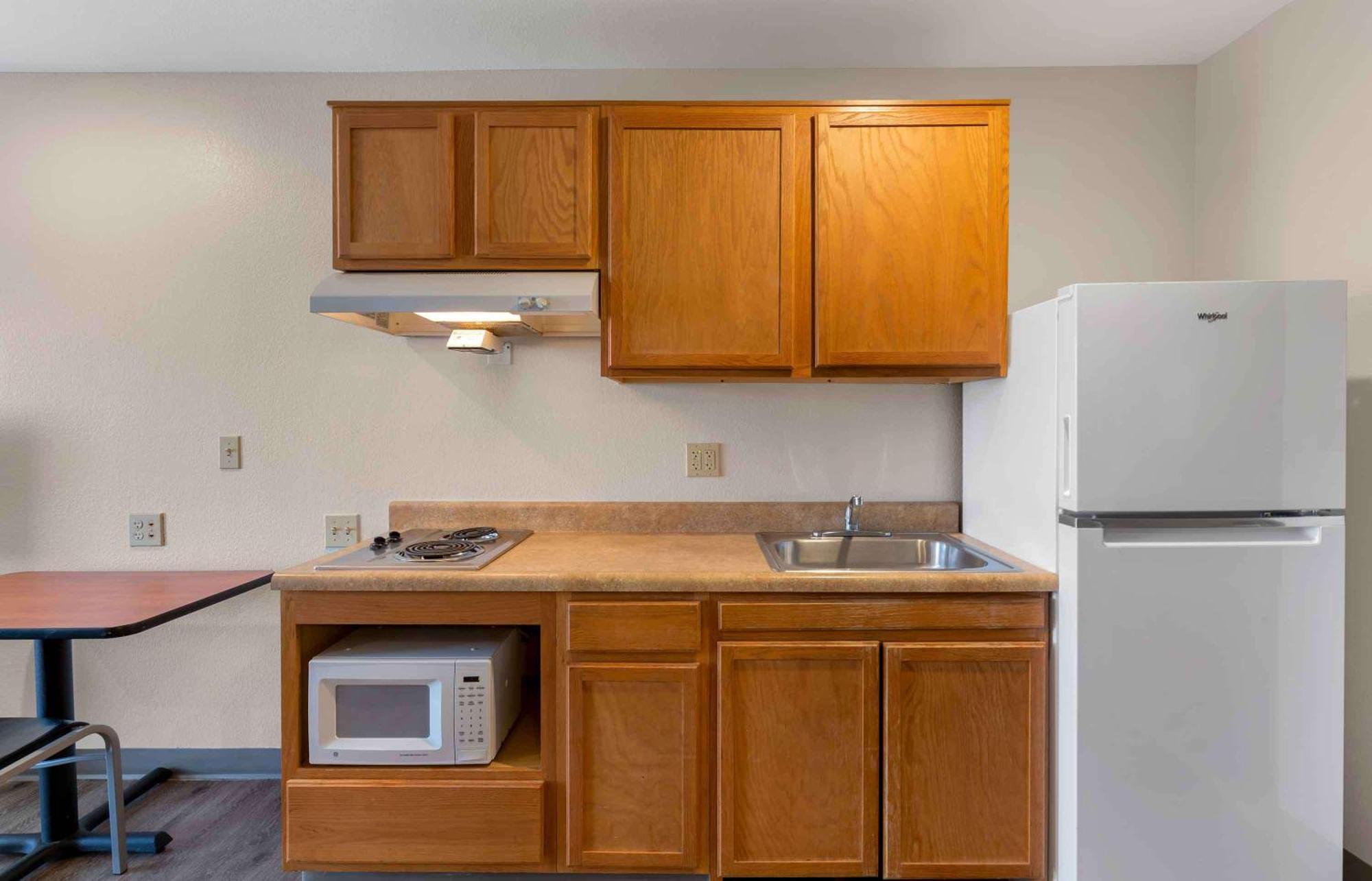 Extended Stay America Select Suites - Louisville - South Lynnview Exteriör bild